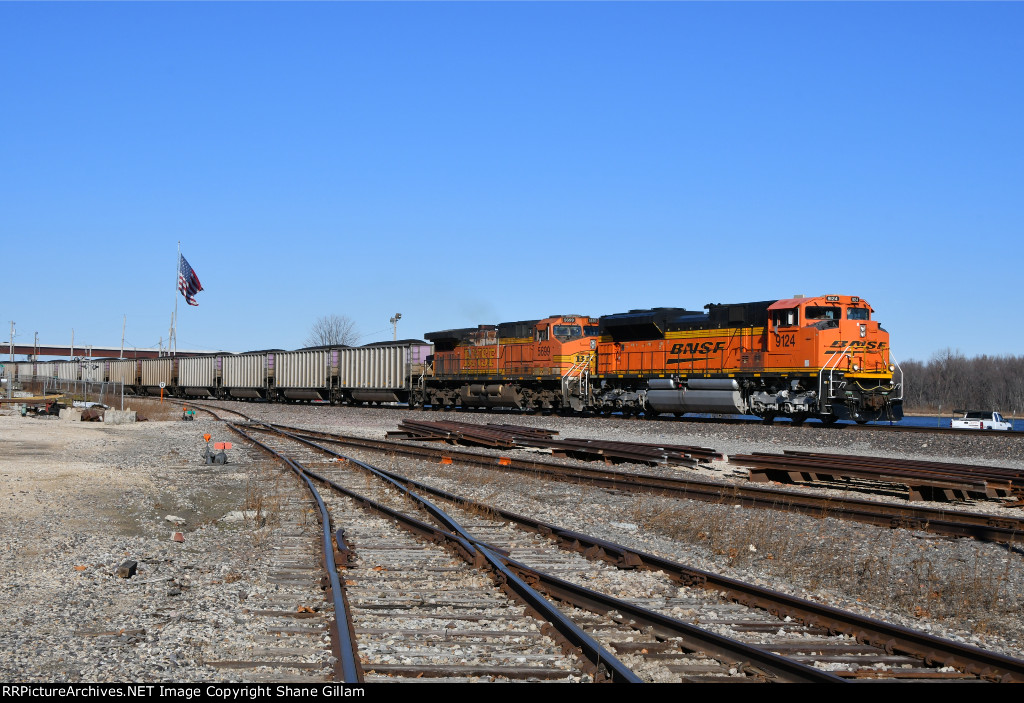 BNSF 9124